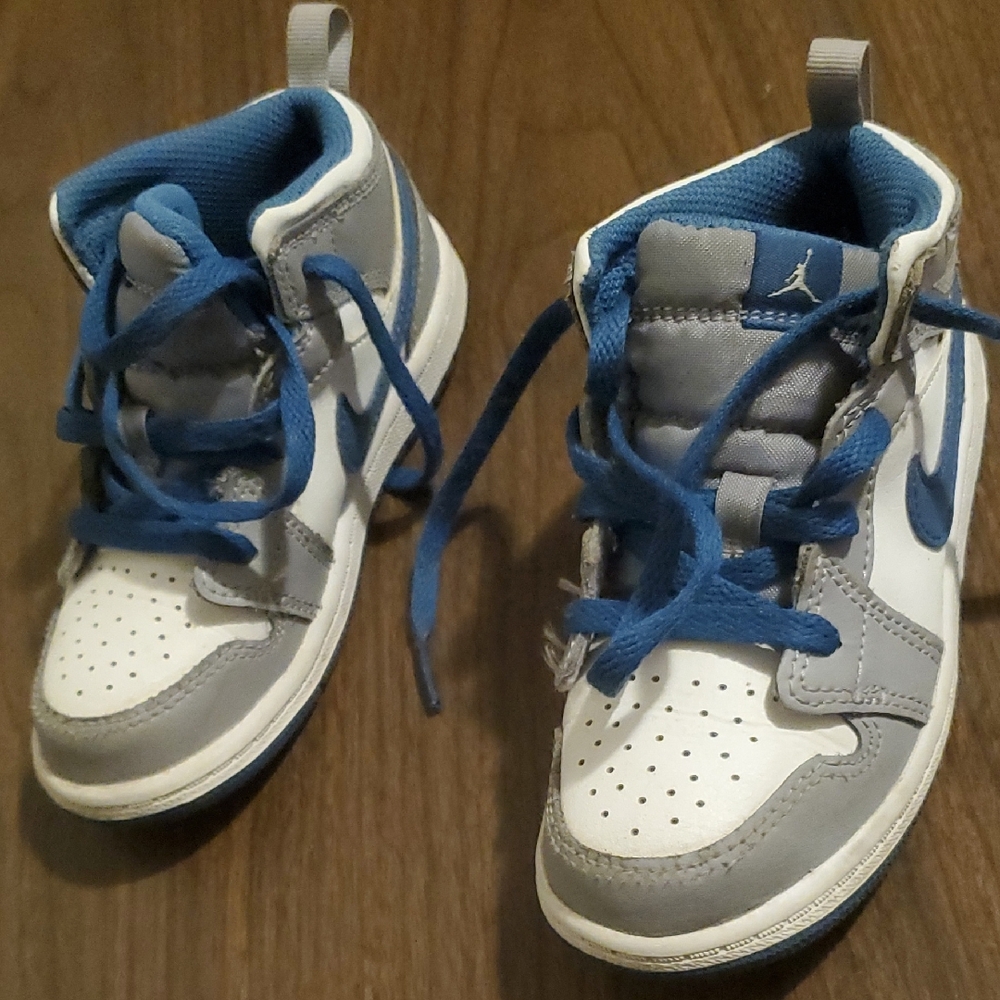 Nike Kids' White and Blue High-Top Sneakers